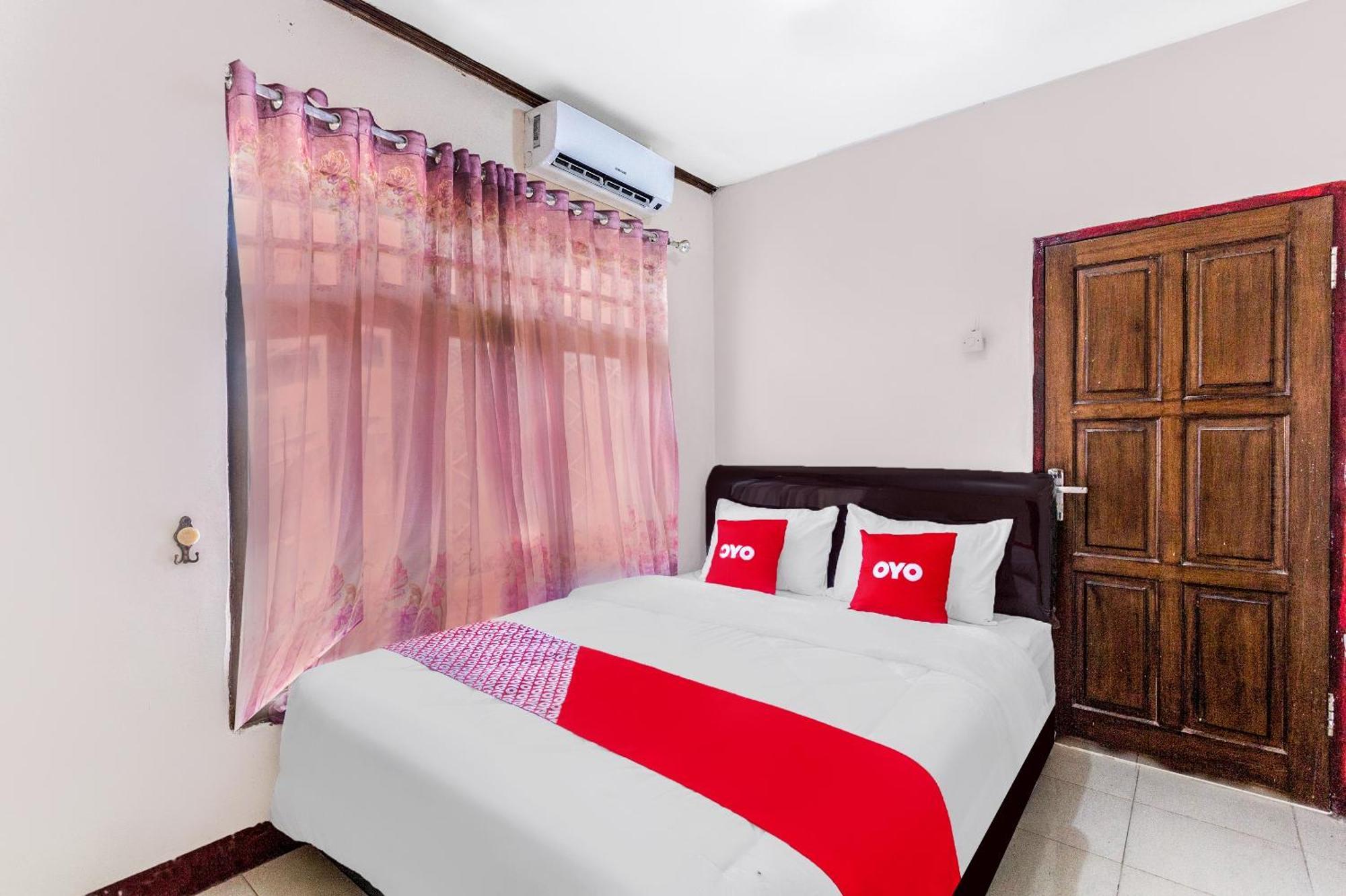 Oyo 1837 Telone Bungalow Palebah Dış mekan fotoğraf